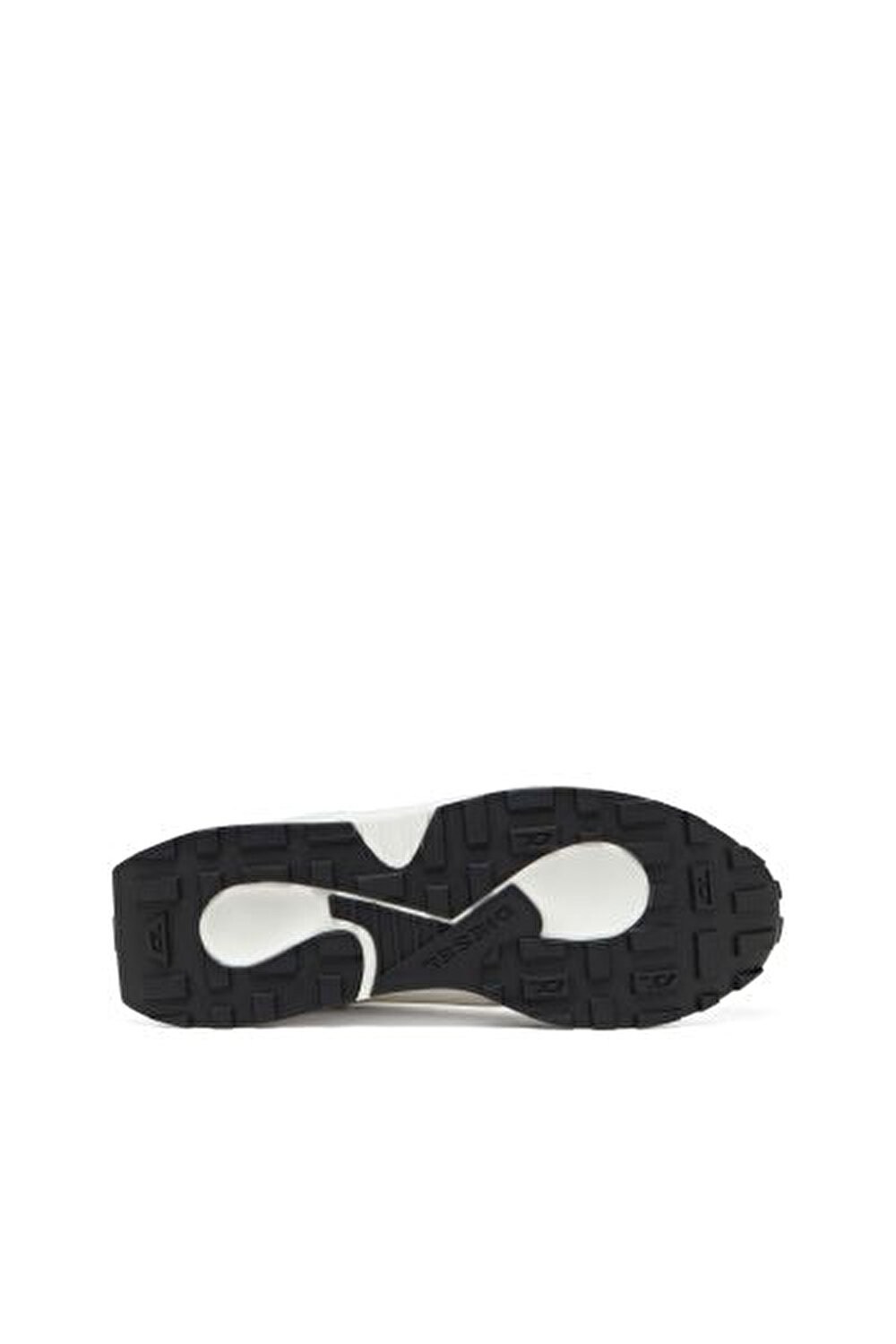 S-TAME-D RUNNING SNEAKERS