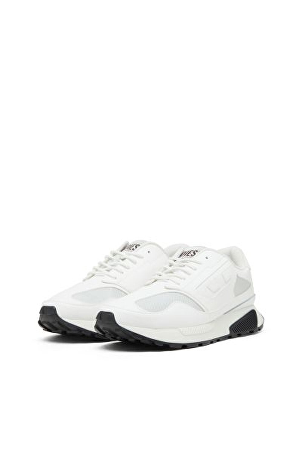 S-TAME-D RUNNING SNEAKERS