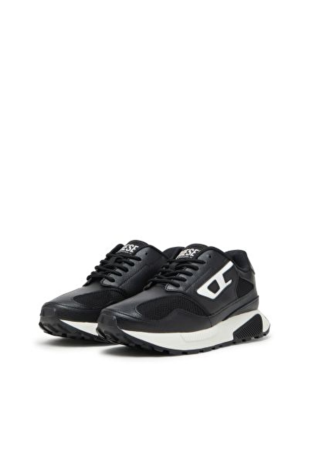 S-TAME-D RUNNING SNEAKERS