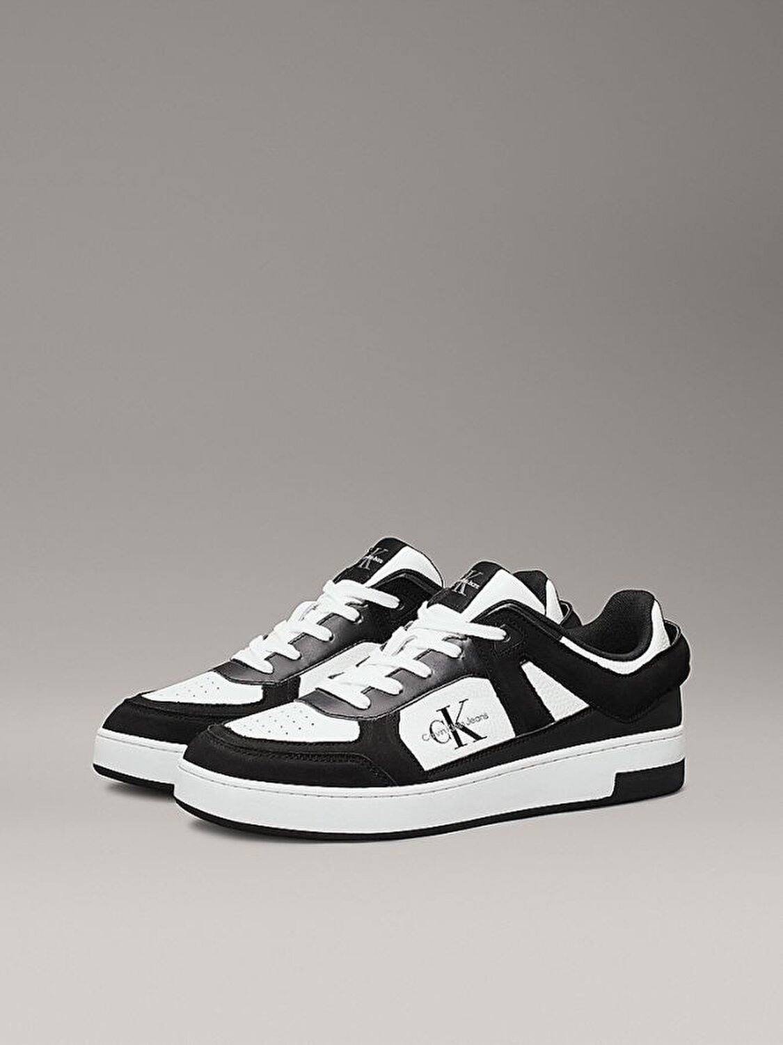 BASKET CUP LOW LACEUP AUTHENTIC