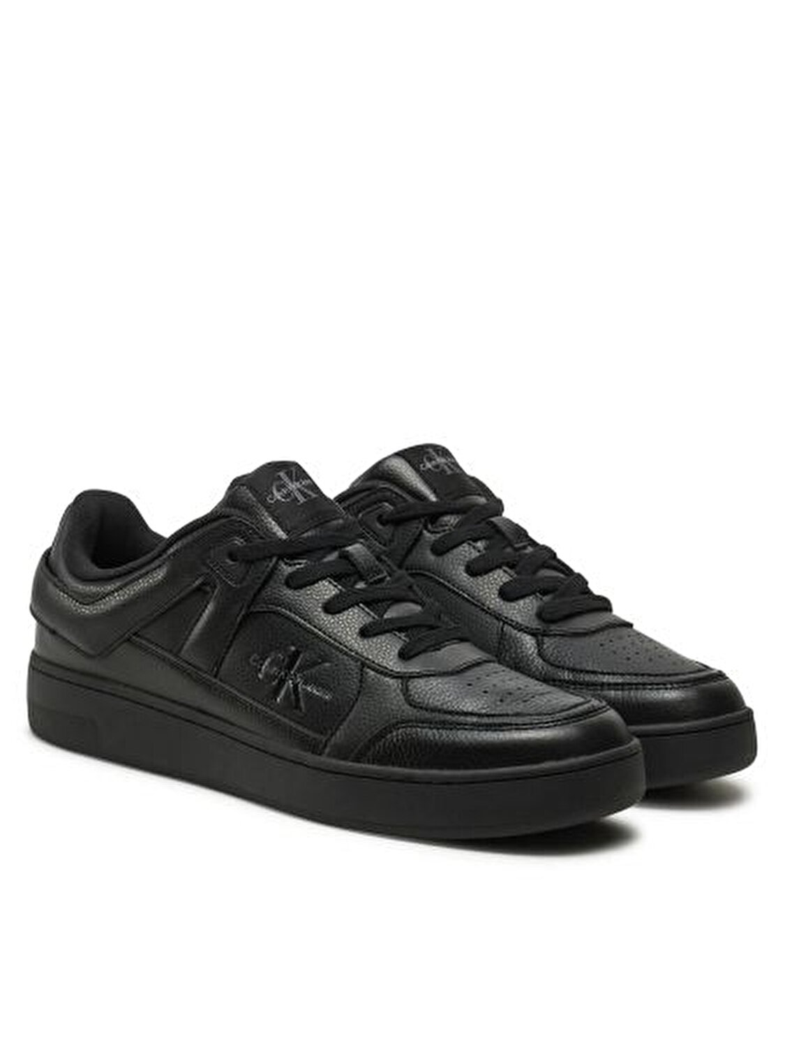 BASKET CUP LOW LACEUP TUMBLED