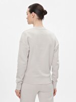Calvin Klein Kadın Logo Detaylı Sweatshirt