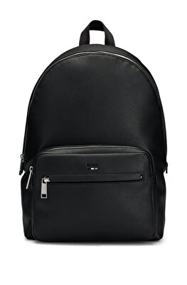 BACKPACK MAN