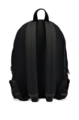 BACKPACK MAN