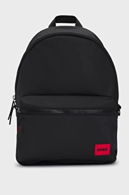 BACKPACK_MAN