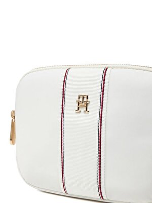 POPPY CAMERA BAG CORP