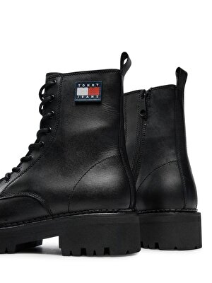 TJW URBAN LACE UP BOOT