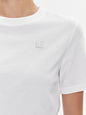 Calvin Klein Kadın Logo Detaylı Kısa Kollu Beyaz T-Shirt
