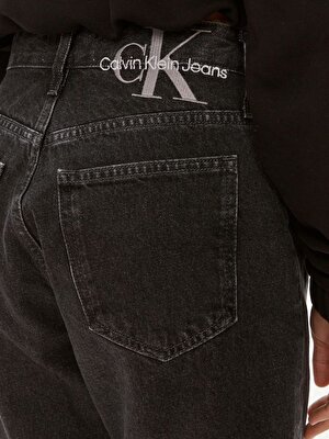MOM JEAN