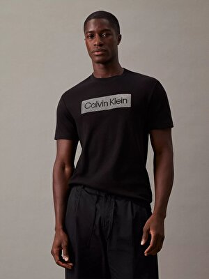 Calvin Klein Erkek Siyah Logo Detaylı Kısa Kollu T-Shirt