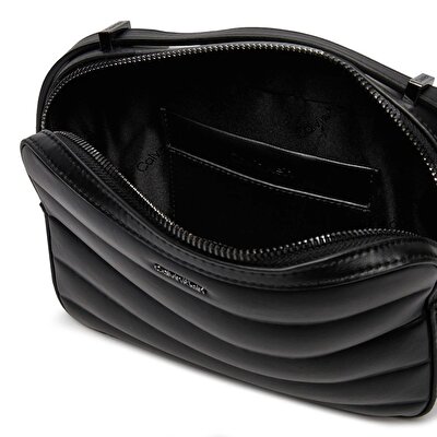 LINE QUILT CAMERA BAG