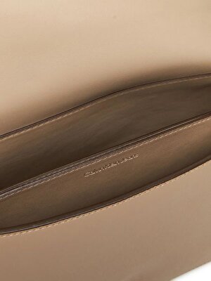 SCULPTED EW FLAP25 SHOULDER BAG