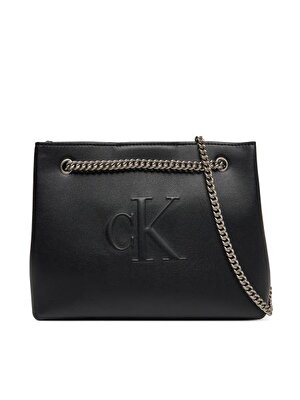 SCULPTED CHAIN SHOULDER BAG