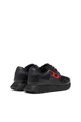 S-TAME-D RUNNING SNEAKERS