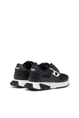 S-TAME-D RUNNING SNEAKERS