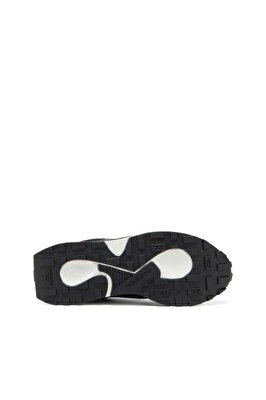 S-TAME-D RUNNING SNEAKERS
