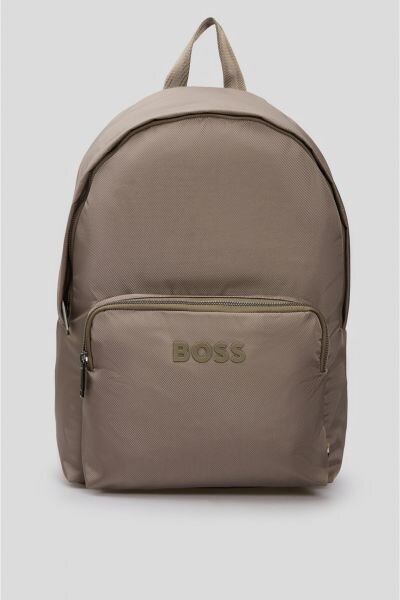 BACKPACK_MAN