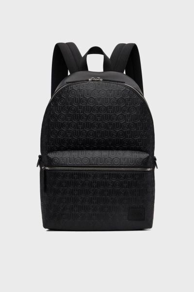 BACKPACK_MAN