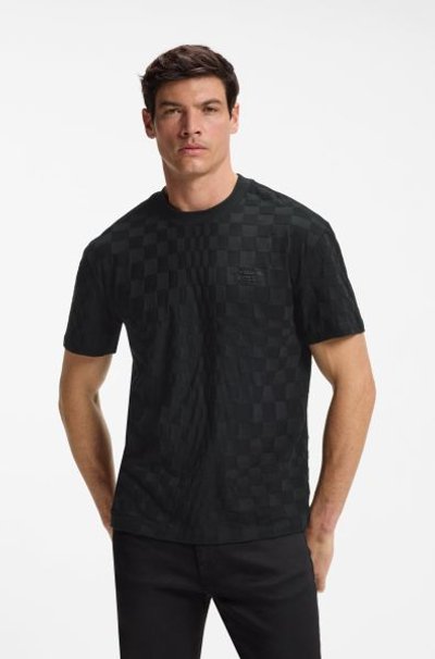 SİYAH DESENLİ LOGOLU ERKEK T-SHIRT