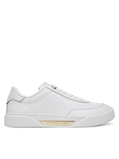 ESSENTIAL CHIC COURT SNEAKER