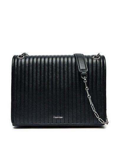 MINI LINE QUILT SHOULDER BAG