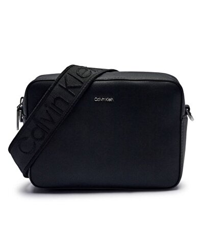 CK MUST SMALL CAMERA BAG