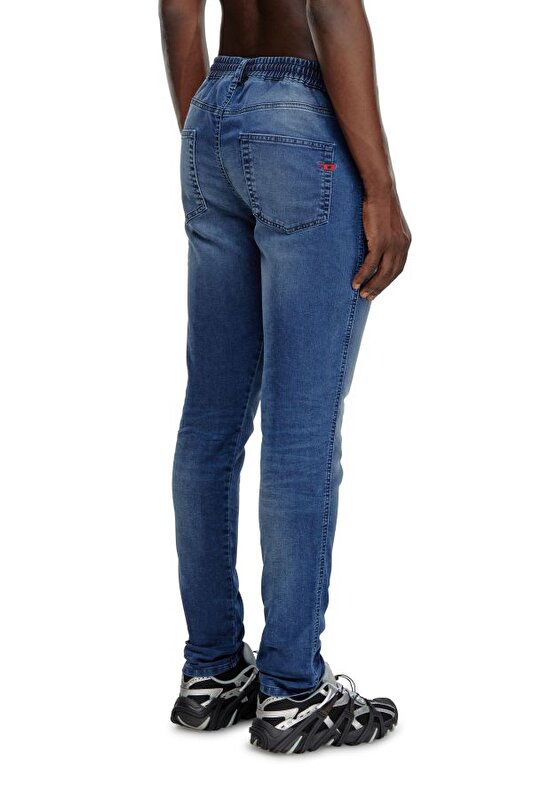 DIESEL Mavi ERKEK DIESEL JEAN 2062 D-STRUKT-B JOGG 8055055155733