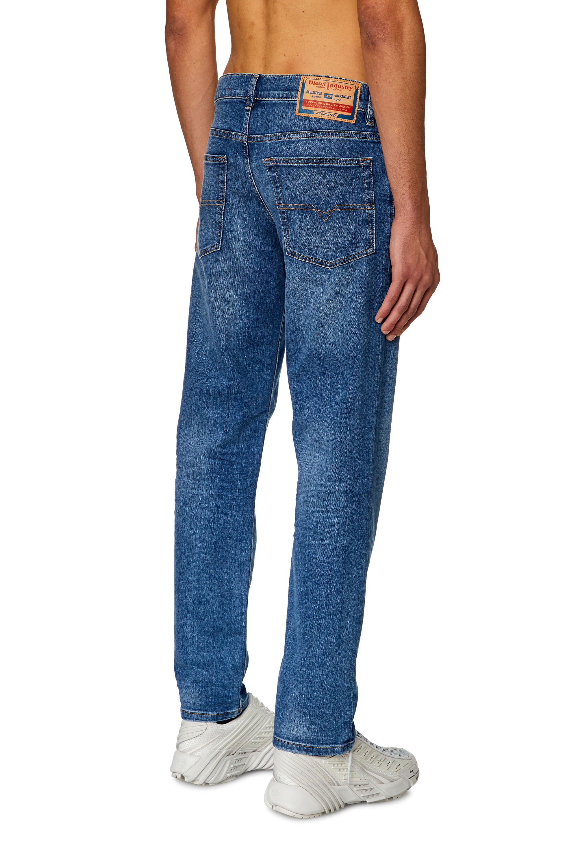 DIESEL Mavi 2023 D-FINITIVE 8058992462414 | JeansLab